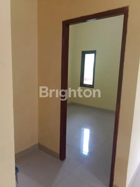 image DISEWAKAN RUMAH DEKAT KAMPUS (3)