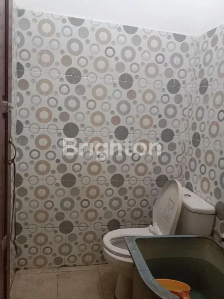 image DISEWAKAN RUMAH DEKAT KAMPUS (6)