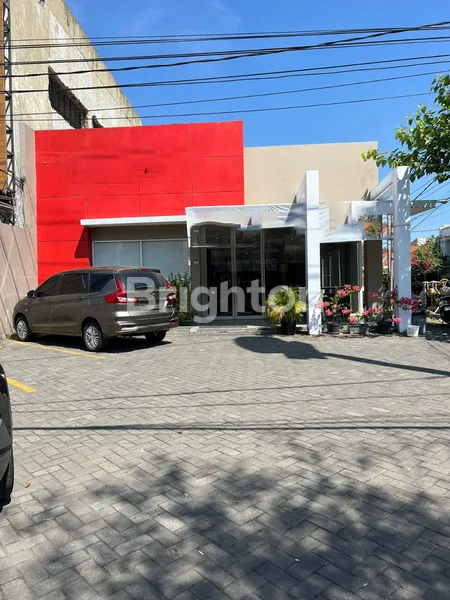 RUMAH USAHA HOOK DI NOL JALAN RAYA TENGAH KOTA DEKAT TUNJUNGAN PLAZA BASUKI RAHMAT EMBONG MALANG TUGU PAHLAWAN