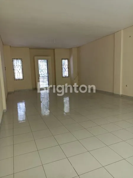 image RUKO 2 LANTAI DI KELAPA GADING JAKARTA UTARA (1)