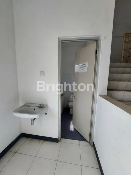 image DISEWAKAN RUKO 3 LANTAI DI KOTA SAMARINDA (5)