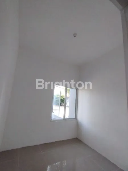 image RUMAH DEKAT PASAR MENGANTI DI PERUM BAYLEAF SIAP MASUK (1)