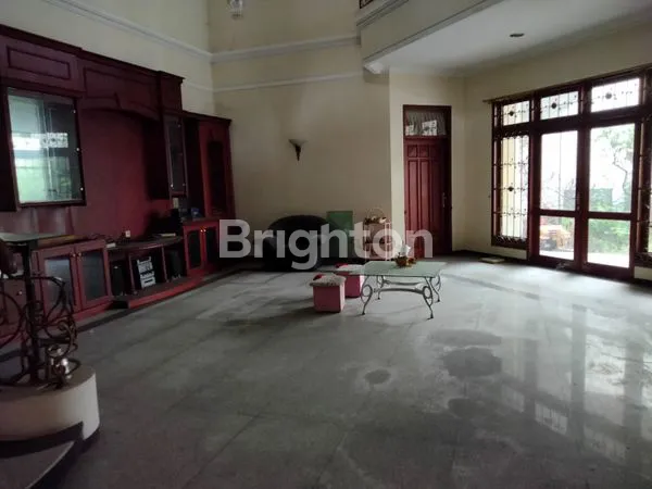 image RUMAH MEWAH PUNCAK PERMAI (4)