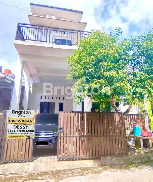 image RUMAH CANTIK DUA LANTAI (1)