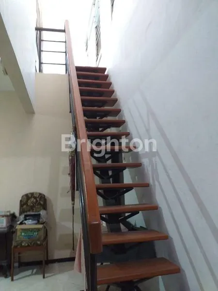 image RUNGKUT ASRI UTARA POJOK HOOK (3)