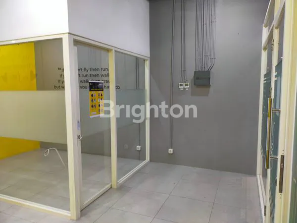 image OFFICE SPACE LANTAI 15 CIPUTRA WORLD SURABAYA (3)