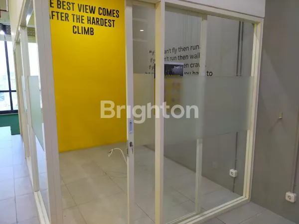 image OFFICE SPACE LANTAI 15 CIPUTRA WORLD SURABAYA (5)