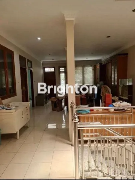 image RUMAH RAYA DARMO BARU BARAT (2)