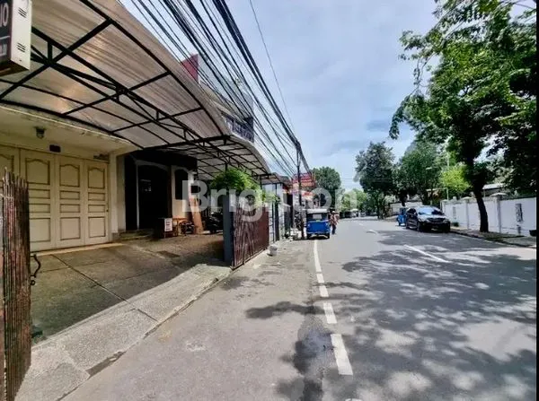 image RUMAH 4 KONTRAKAN DAN 6 KAMAR KOS GANDARIA UTARA, KEBAYORAN BARU. 5 MENIT KE GANDARIA CITY (1)