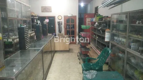 image RUKO STRATEGIS DI HALAT, 3 LANTAI SIAP HUNI (2)