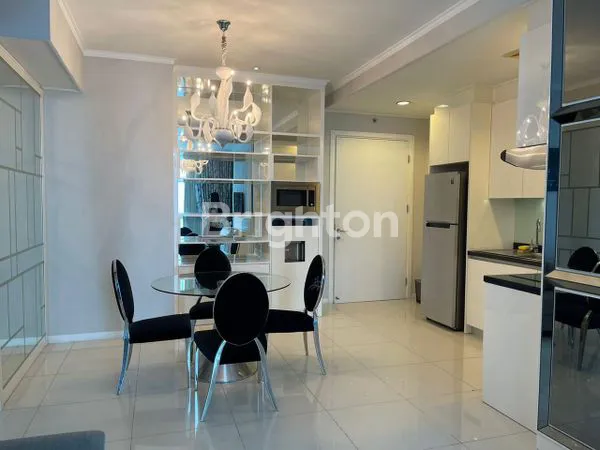 image THE VIA APARTEMENT FULL FURNISH MEWAH CIPUTRA WORLD MALL DEKAT RAYA DARMO TOL SATELIT HR MUHAMMAD MAYJEND SUNGKONO  (1)