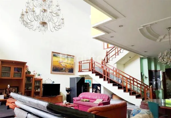 image RUMAH TAMAN ALFA INDAH BANGUNAN MEGAH FURNISH KEMBANGAN JAKARTA SELATAN (5)