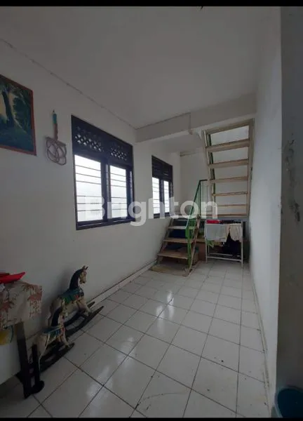 image RUMAH 3 LANTAI DI KAWASAN AMAN DAN NYAMAN DI JALAN NANGKA DPS (5)
