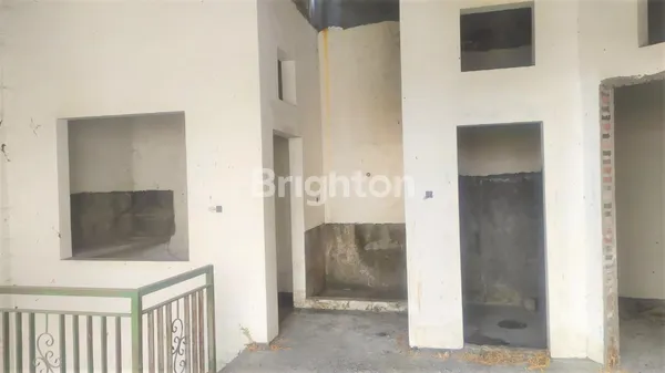 image RUMAH 2 LANTAI ON PROGRESS PERMATA PAGESANGAN 5 MENIT KE MASJID AGUNG (2)