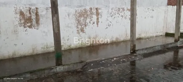 image BANGUNAN TENGAH KOTA NOL JALAN (3)