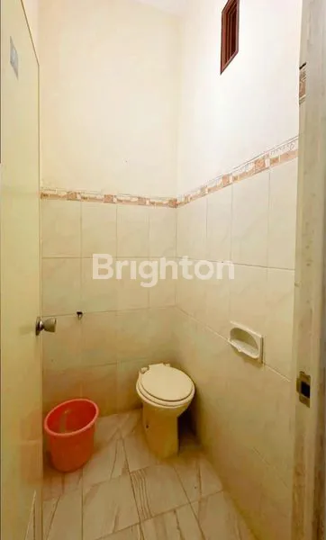 image RUMAH KOST 27 KAMAR STRATEGIS KEPANJEN  (6)