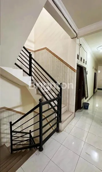 image RUMAH KOST 27 KAMAR STRATEGIS KEPANJEN  (2)