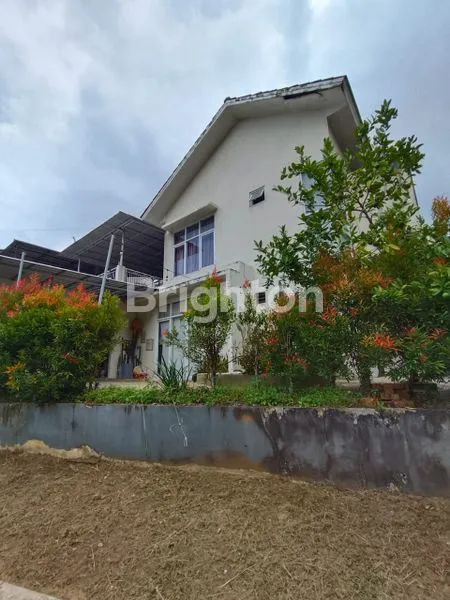 image RUMAH CANTIK DIJUAL CEPAT DI PERUMAHAN ALAYA (1)