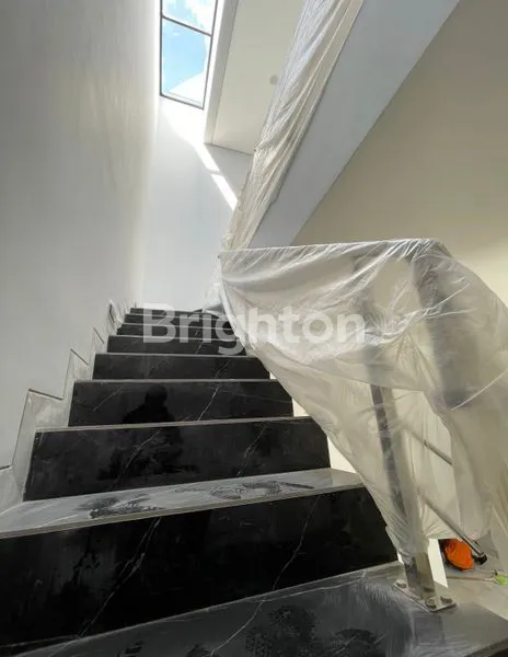 image BARU! SURABAYA TIMUR RUMAH MINIMALIS DEKAT MULYOSARI (3)