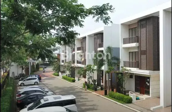 image SEWA RUMAH BSD SERPONG TAHUNAN VIEW DANAU (1)
