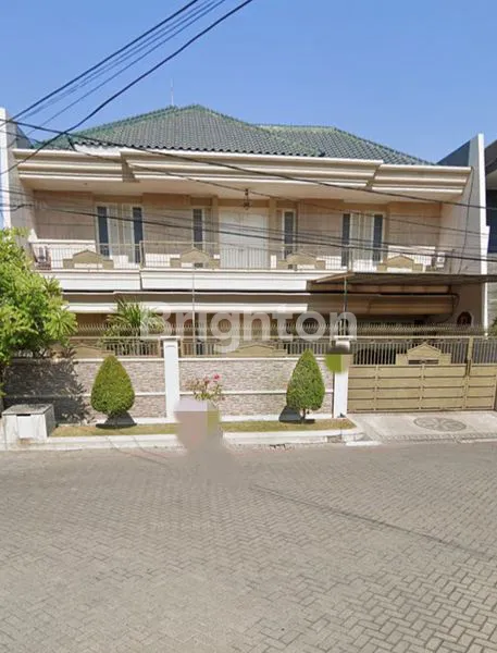image RUMAH MEWAH LOKASI ELIT SURABAYA TIMUR HARGA MENARIK (1)