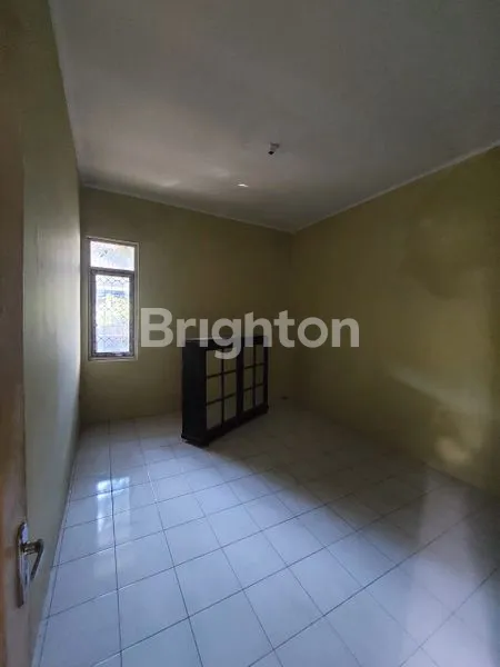 image RUMAH DI PUSAT KOTA SAYAP OTISTA BANDUNG (3)