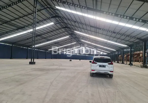 image GUDANG WAREHOUSE SIAP PAKAI  LB 5000 BISA MENCAPAI LB 9000 M2 BISA UNTUK PRODUKSI , AKSES CONTAINER , LOKASI GUDANG BERSIH (5)