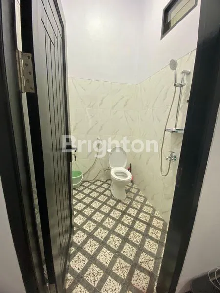image DIJUAL RUMAH CANTIK TENGAH KOTA (5)