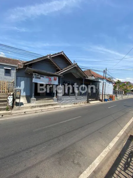 image RUMAH+TOKO BESERTA FURNISH POROS JALAN SECOND ROAD TORONGREJO-KLEREK-JUNREJO KOTA BATU (1)