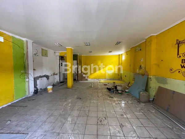 image RUKO 3 LANTAI MURAH DAERAH STRATEGHIS PUSAT BISNIS UTAMA LAWEYAN SOLO (2)