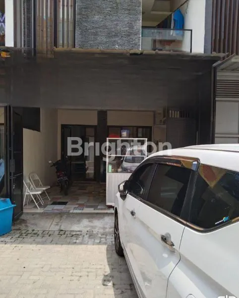 image RUMAH 2 LANTAI SIAP HUNI DI SEPATAN, TANGERANG  (3)