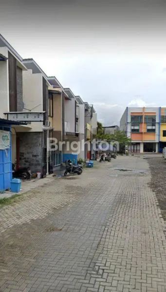 image RUMAH 2 LANTAI SIAP HUNI DI SEPATAN, TANGERANG  (6)