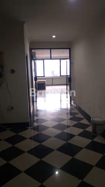 image BANGUNAN KOMERSIAL STRATEGIS DI RAYA KERTAJAYA (6)