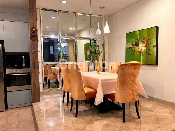 image RUMAH 2 LANTAI FULL FURNISH SIAP HUNI DI LIPPO KARAWACI, TANGERANG  (3)