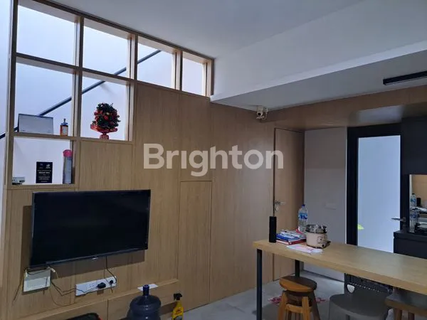 image RUMAH 2 LANTAI FULL FURNISH SIAP HUNI DI BSD, TANGERANG (3)