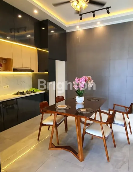 image RUMAH 2 LANTAI SIAP HUNI SHOJILAND DEKAT CLUBHOUSE (4)