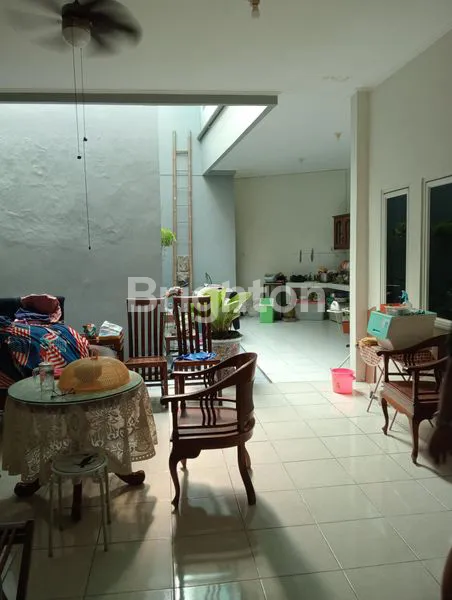 image RUMAH 1.5 LANTAI STRATEGIS DI JATILUHUR, BEKASI - SHM LENGKAP (7)