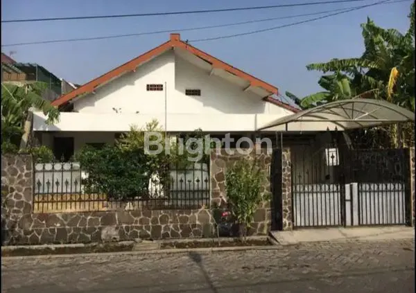 image RUMAH MOJO DEKAT SEKOLAHAN UNIVERSITAS (1)