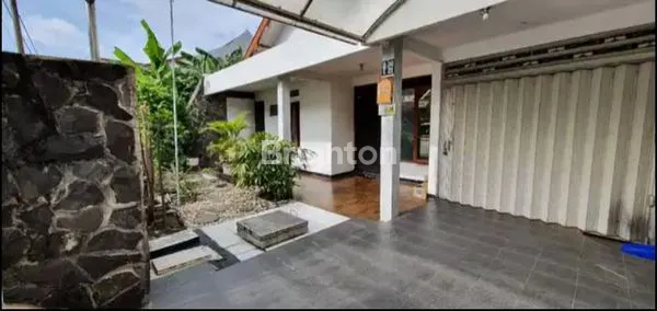 image RUMAH MOJO DEKAT SEKOLAHAN UNIVERSITAS (3)