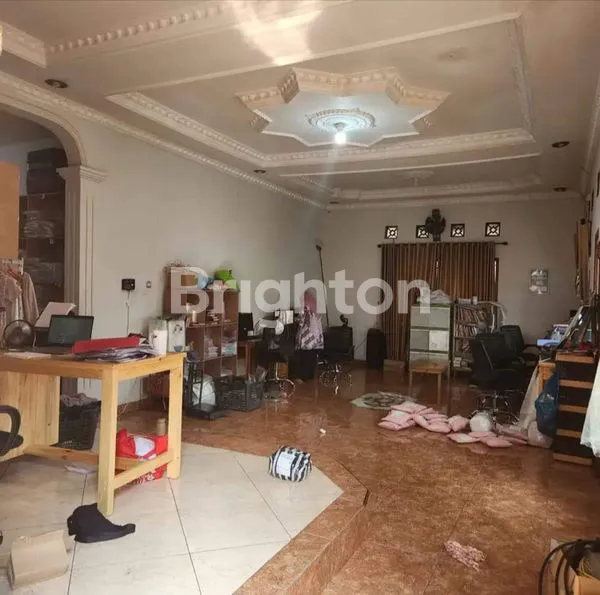 image RUMAH BESAR COCOK UNTUK USAHA (2)