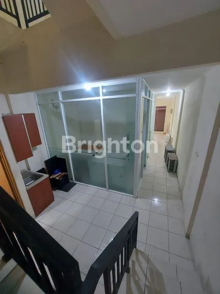 image RUKO CITYWALK GRAND PALM RESIDENCE DURI KOSAMBI JAKARTA BARAT 3 LANTAI TERLETAK DI AREA BISNIS KOMERSIAL DAN PUSAT KERAMAIAN. (4)