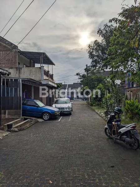 image RUMAH DI CIWASTRA BANDUNG (3)