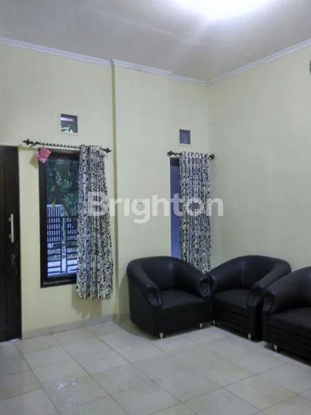 image AMERTA RESIDENCE RUNGKUT (2)