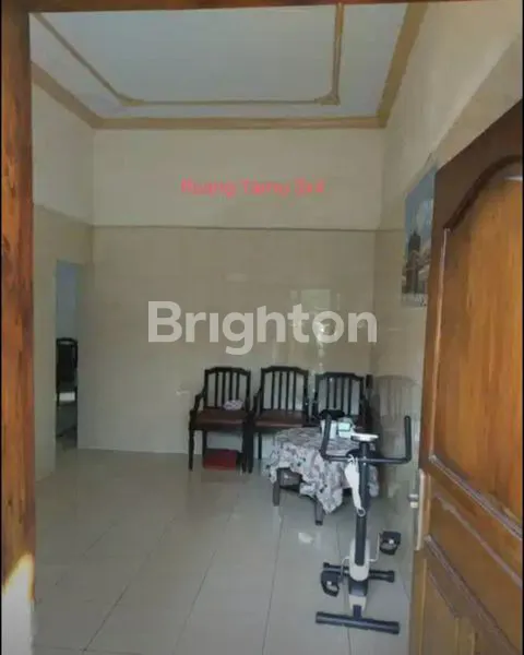 image RUMAH DI JALAN KEDINDING TENGAH SEKOLAHAN, DEKAT KENJERAN, KALILOM, KEDUNGCOWEK SURABAYA (3)