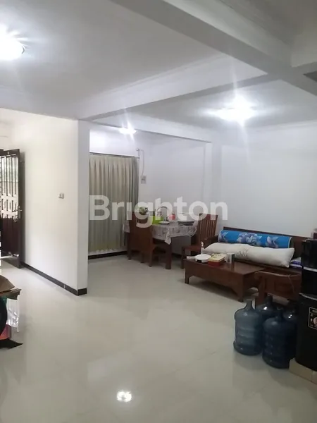 image RUMAH 2 LANTAI MINIMALIS VILLA KALIJUDAN SURABAYA (3)