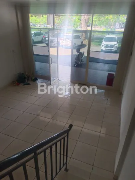 image RUKO 2 LANTAI (MAIN ROAD) DI LINGKUNGAN NYAMAN, STRATEGIS DEKAT KOTA & EXIT TOLL KAHURIPAN NIRWANA (3)