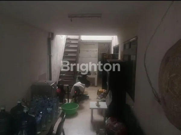 image RUMAH DI BABATAN PANTAI SURABAYA, DEKAT JALAN KENJERAN, MERR, KAMPUS WIDYA KARTIKA, GALAXY MALL, BENGKEL AUTO 2000. (4)