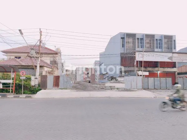 TANAH KOSONG LETAK STRATEGIS DI JALAN CITARUM SEMARANG. DEKAT DENGAN KOTA LAMA