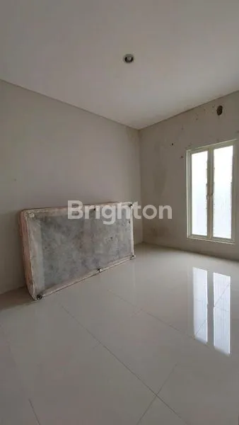 image RUMAH CANTIK SEMI FURNISH DI GREEN ORCHID MALANG (4)