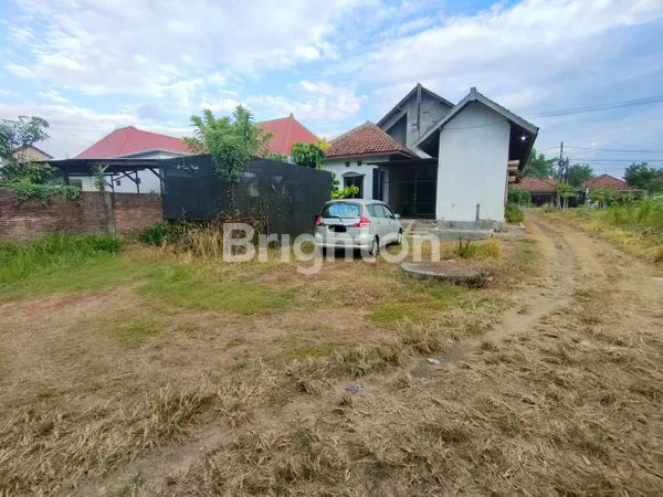 image RUMAH SIAP HUNI DENGAN TANAH LUAS DI CUKIR JOMBANG (7)